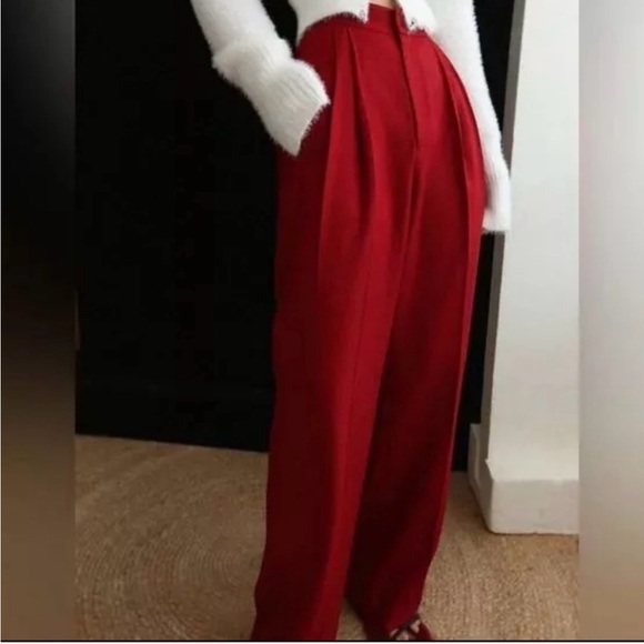 COMMENSE Middle Waist Pleated Tapered Pants - Picture 2 of 5